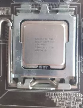 Материнская плата Intel G31, CPU E8400 (2 ядерный), ОЗУ 3g, HDD 80g.
