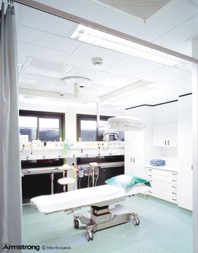 AMF BIOGUARD медицинский подвесной потолок.