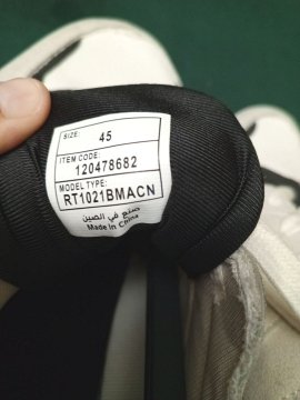 Кроссовки новые, размер 45, Китай фабричный