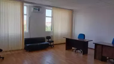 Сдается офис в бизнес центре 72 квадрата