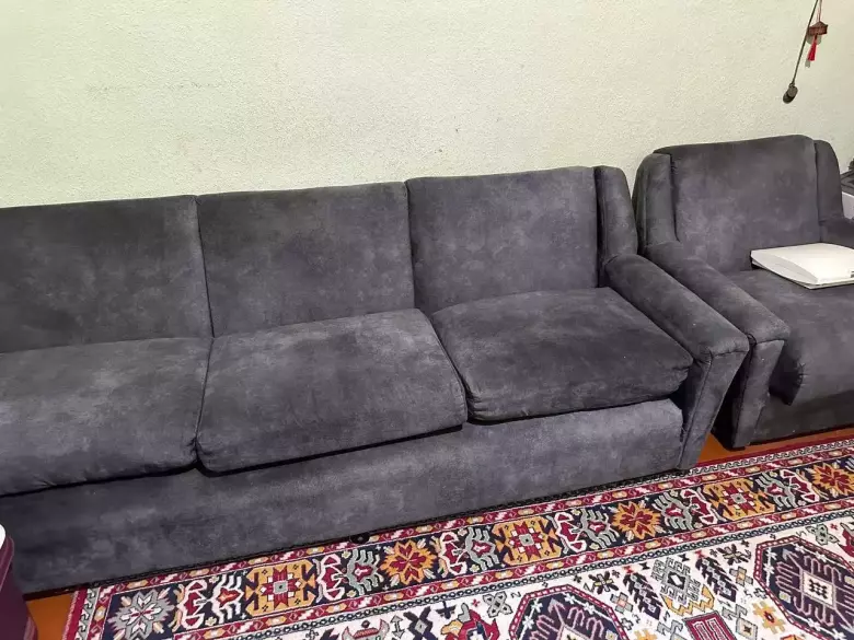 Продается диван с креслами