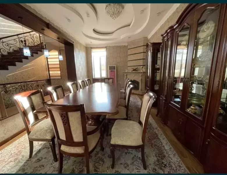 Никитина евродом угловой 3-этажный 6-сотых 6-комнат