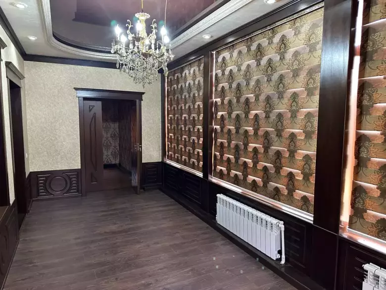 Uyimiza sotiladi 8.5 sotx narxi kelishib ustida baraka qilinadi