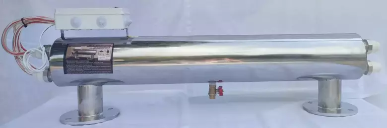 УЛЬТРАФИОЛЕТОВЫЕ ЛАМПЫ (ОБЕЗЗАРАЖИВАНИЕ ВОДЫ) 15 м³/час — 3/4