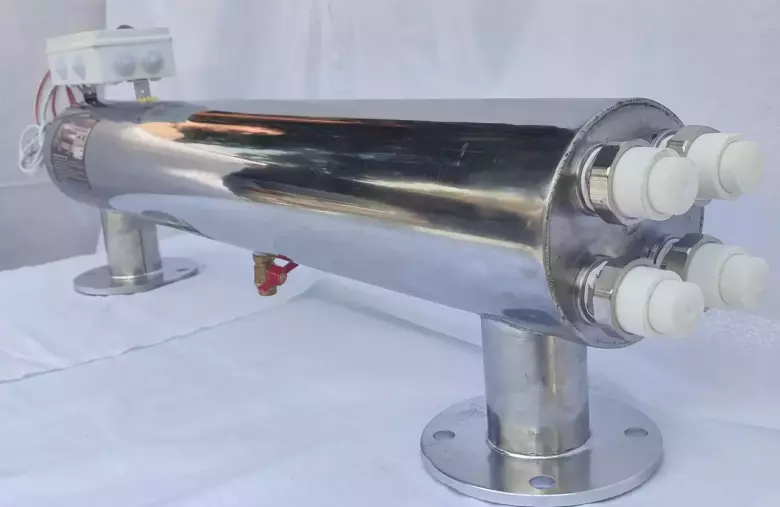 УЛЬТРАФИОЛЕТОВЫЕ ЛАМПЫ (ОБЕЗЗАРАЖИВАНИЕ ВОДЫ) 15 м³/час — 2/4