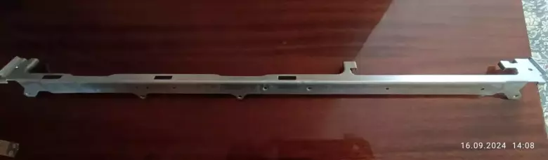 Верхняя планка крепежа модуля стир. Маш. автомат LG