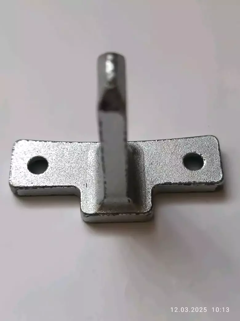 Продам крючок люка дверцы ст Маш.LG D.Drive invertor