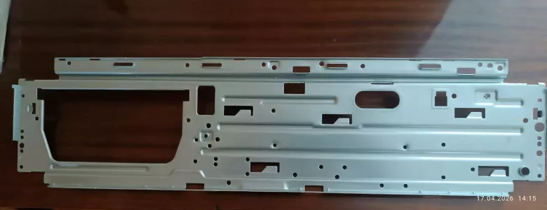 Верхняя планка крепежа модуля стир. Маш. автомат LG — 1/5