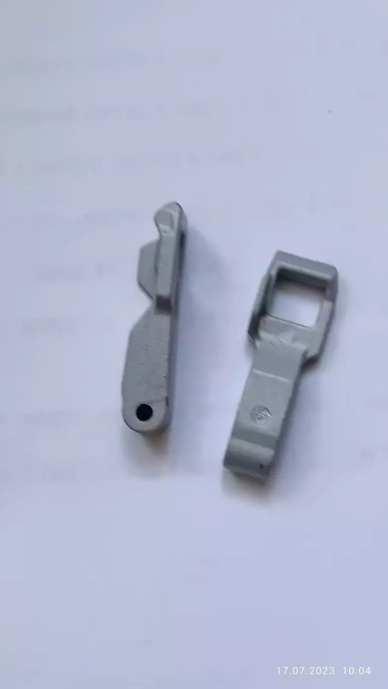 Продам крючок люка дверцы ст Маш.LG D.Drive invertor