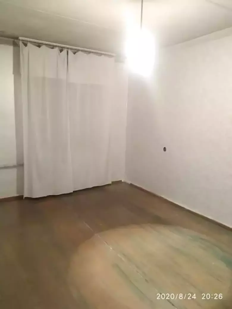 Uchtepa 25 kvvartal 3/5/5 кирпич