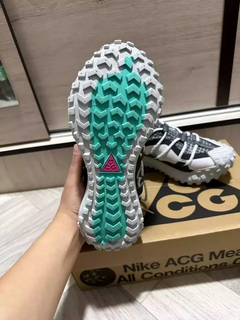 Кроссовки Nike gore-tex