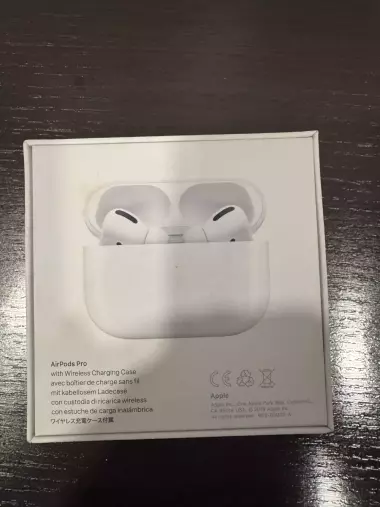 Продаю наушники Apple AirPods Pro