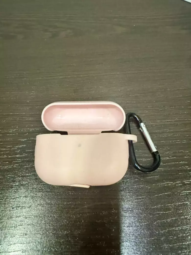Продаю наушники Apple AirPods Pro