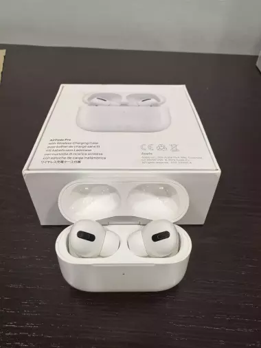 Продаю наушники Apple AirPods Pro