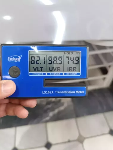 Тонирование зданий солнцезащитной энергосберегающей плёнкой. Tonirovka