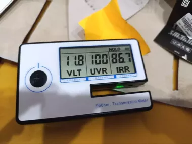 Qora 100% issiq qaytaruvchi tonirovka. Zor Narx. Чёрная 100% тонировка