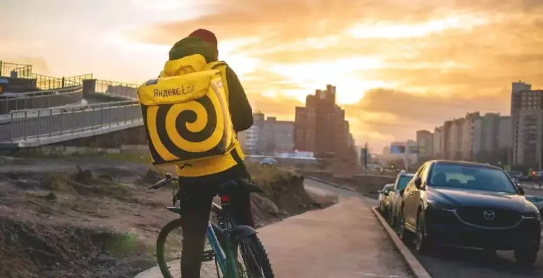 Нужен водитель курьер (Пеший, вело)