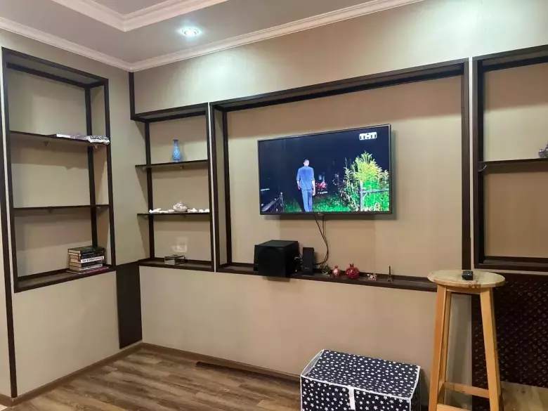 Сдаётся СВОЯ квартира 1/1/5 кирпич.  Метро Космонавтов (МВД РУз Интерпол)