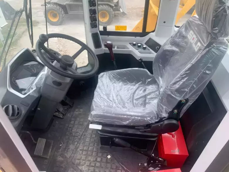 Одновальцовый каток SDLG RS8140H 14 т (Volvo technology)