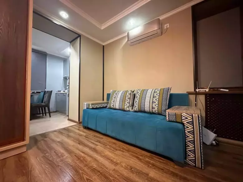 Сдаётся СВОЯ квартира 1/1/5 кирпич.  Метро Космонавтов (МВД РУз Интерпол)