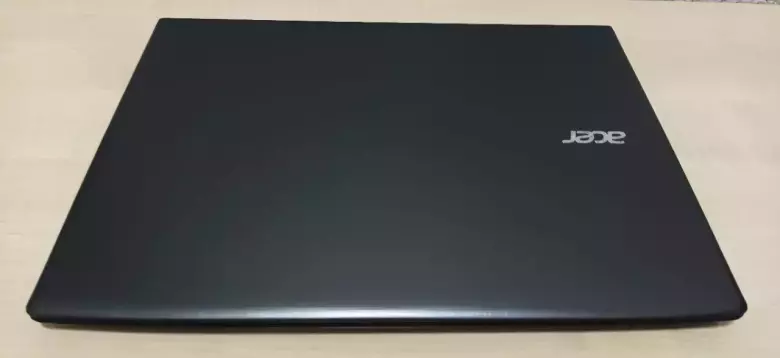 ACER E5-576G 15,6"/CORE i7-7500U/8GB/256GB SSD/GeFORCE 940MX 2GB GDDR5