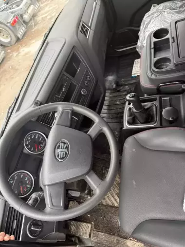 Автофургон FAW JK6 Van (8.5 m)