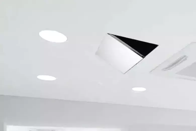 Скрытый люк потолочный Knauf