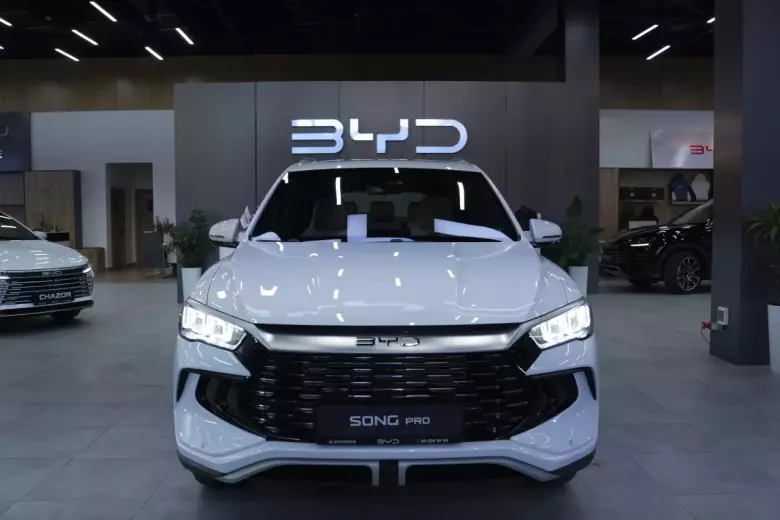 BYD Song Pro DM-i Champion (71km Flagship)