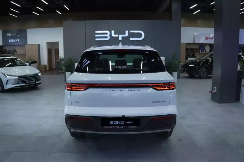 BYD Song Pro DM-i Champion (71km Flagship)