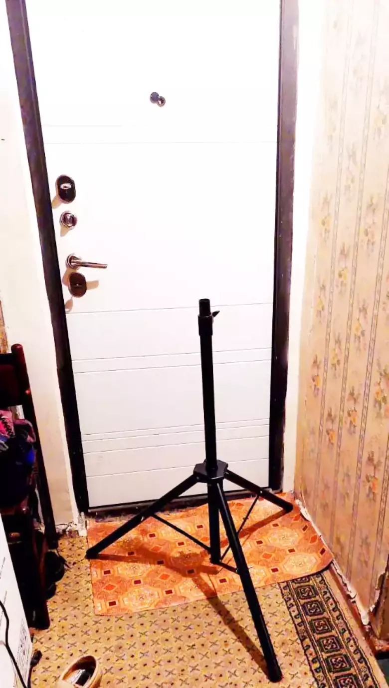 Продам стойку для акустической колонки