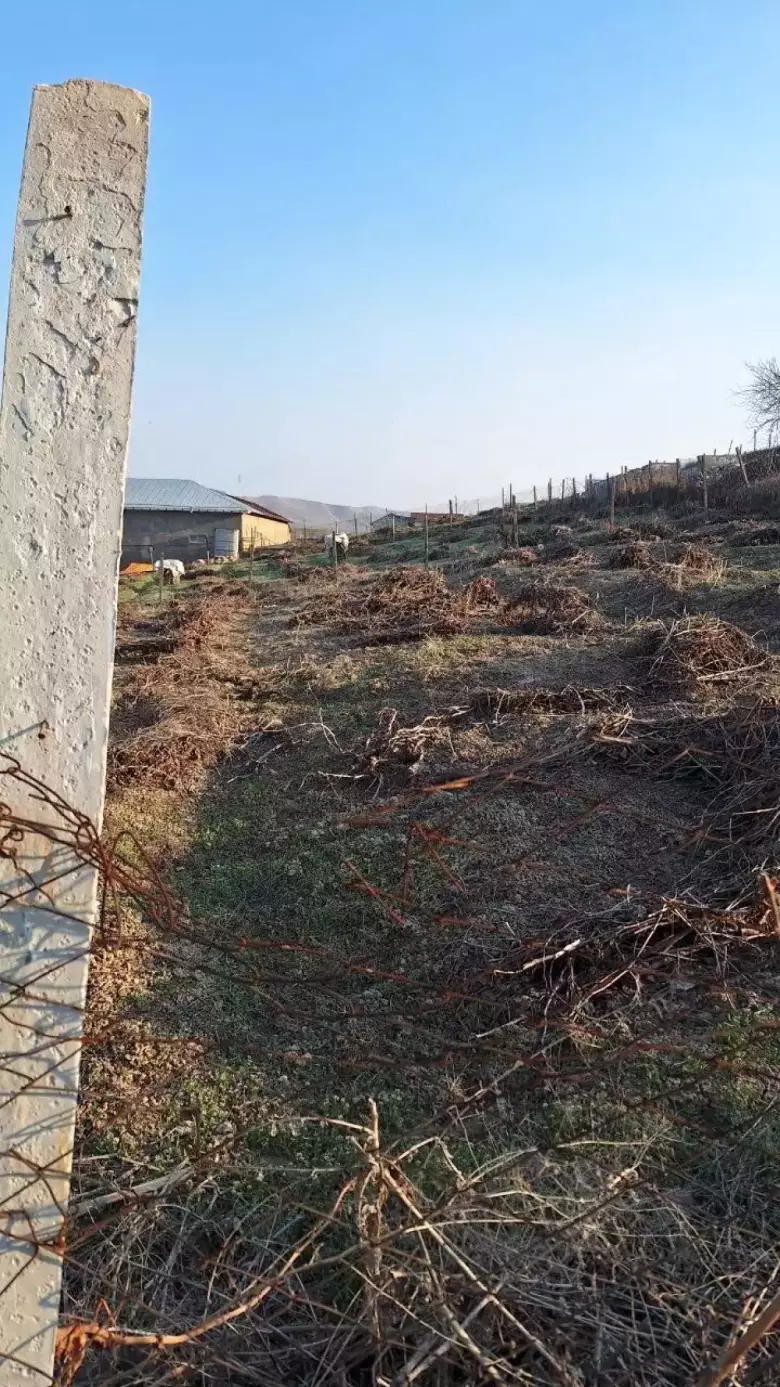 Участок 8 соток с домом в городе Паркенте. С Новыми документами.Кадаст