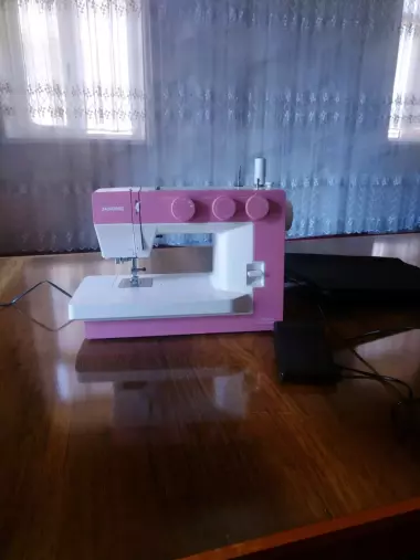 Tikuv mashinasi Janome 1522 yapon maxsuloti 25 xil choki bor