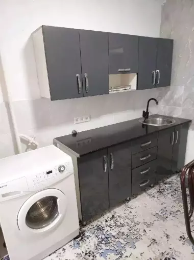 Aviagoradokda 1 xonalik kvartira sotiladi xamma narsa qoladi o'zimni uyim