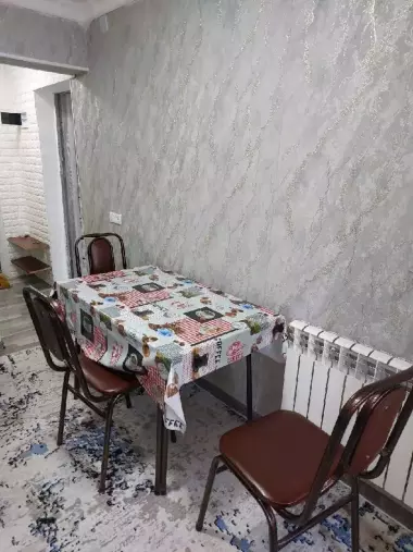 Aviagoradokda 1 xonalik kvartira sotiladi xamma narsa qoladi o'zimni uyim