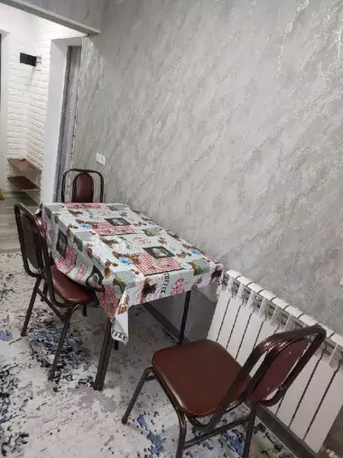 Aviagoradokda 1 xonalik kvartira sotiladi xamma narsa qoladi o'zimni uyim
