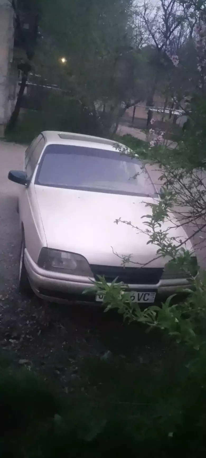 Opel Omega A 1987год