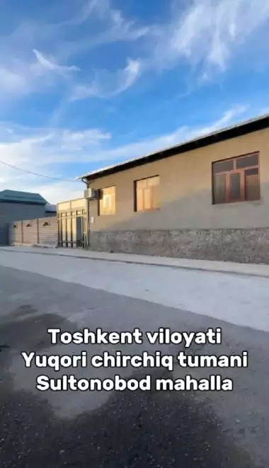 Uy sotiladi varinat bor $135 000