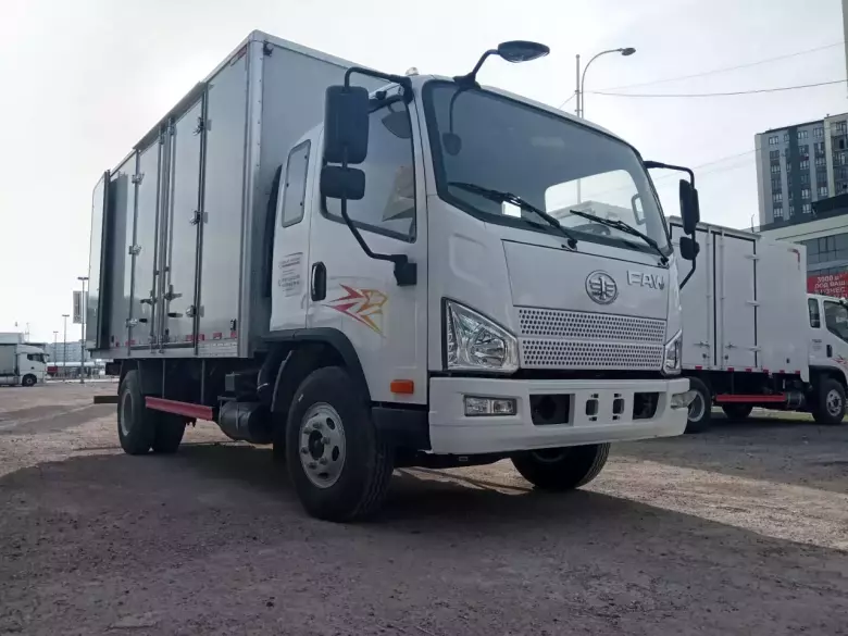 Промтоварный автофургон FAW Tiger-V 4x2 (130 л.с. 21 куб.м)