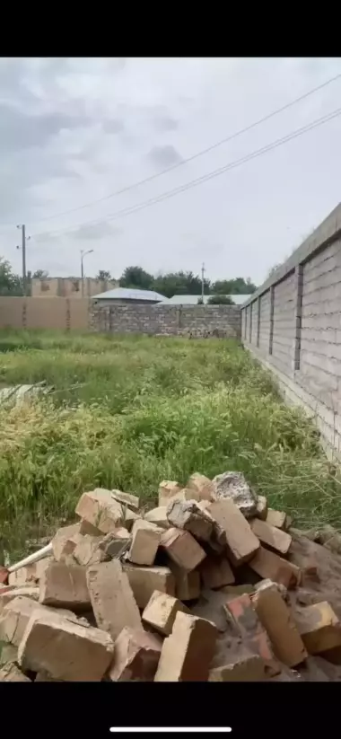 Продам землю 6соток Селекция Кибрай вдоль речки Бозсу фасад=40м кадастр