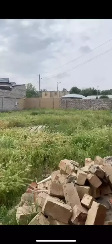 Продам землю 6соток Селекция Кибрай вдоль речки Бозсу фасад=40м кадастр