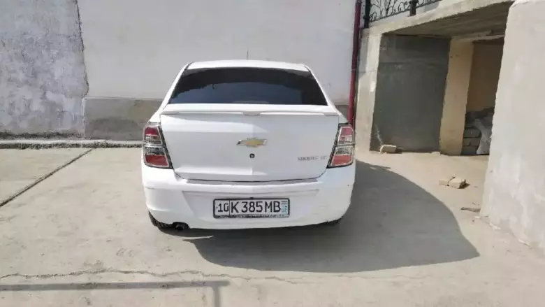 Cobalt 2 poz mexanika 4 pokalenya metan gaz 4 ta yengi balon chexol polik.