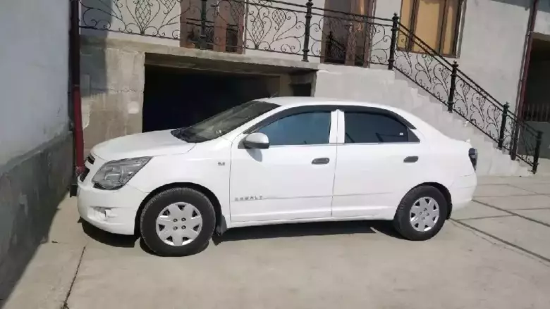 Cobalt 2 poz mexanika 4 pokalenya metan gaz 4 ta yengi balon chexol polik.