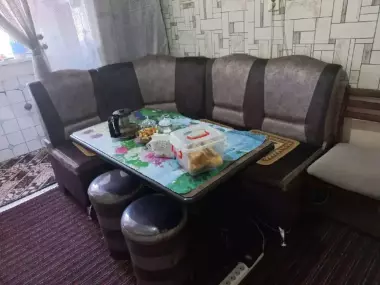 Shayxontohur tumani 2/9/9Srochna sotiladi