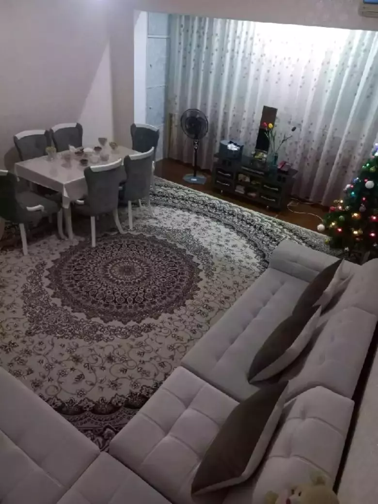 Shayxontohur tumani 2/9/9Srochna sotiladi