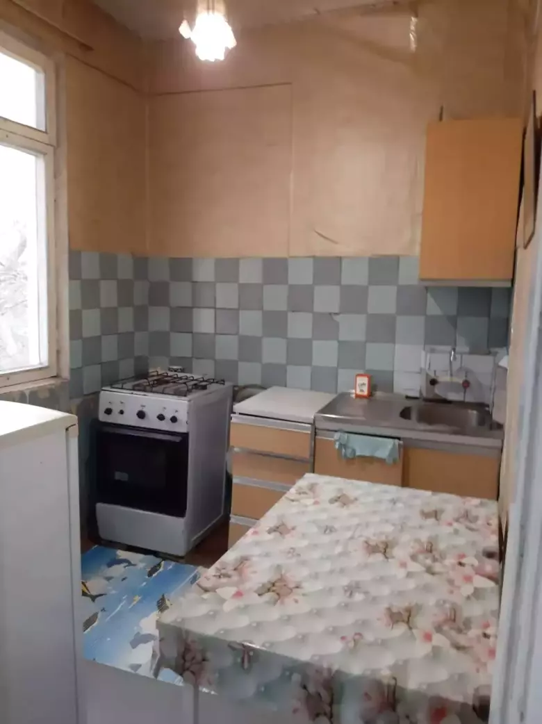 1 комнатная , зато СВОЯ