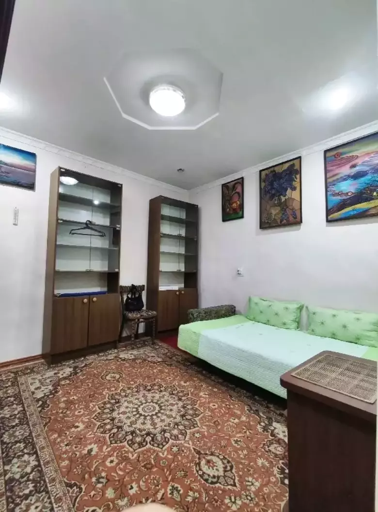 Продаётся Дом, Алмазарский район, Карасарай, 28-школа, ТРЦ Ривъера, 4-комнаты