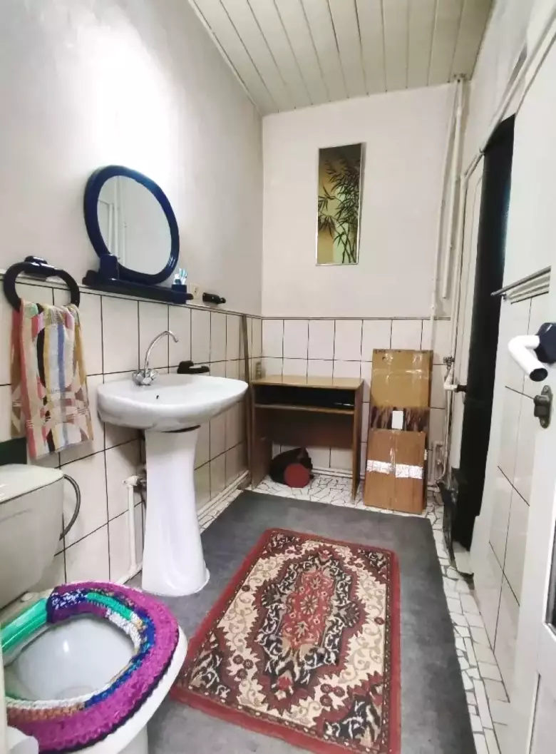 Продаётся Дом, Алмазарский район, Карасарай, 28-школа, ТРЦ Ривъера, 4-комнаты