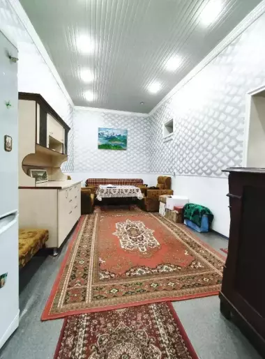 Продаётся Дом, Алмазарский район, Карасарай, 28-школа, ТРЦ Ривъера, 4-комнаты