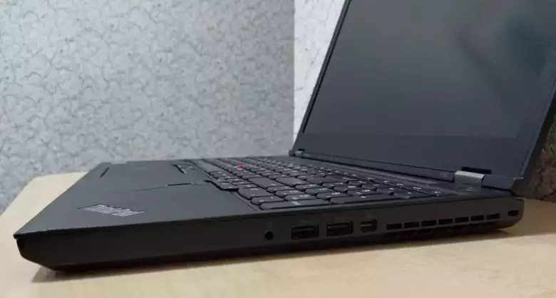 ThinkPad P50 15,6" IPS FHD/Xeon E3-1505M/16GB/512GB/Quadro M2000M 4GB
