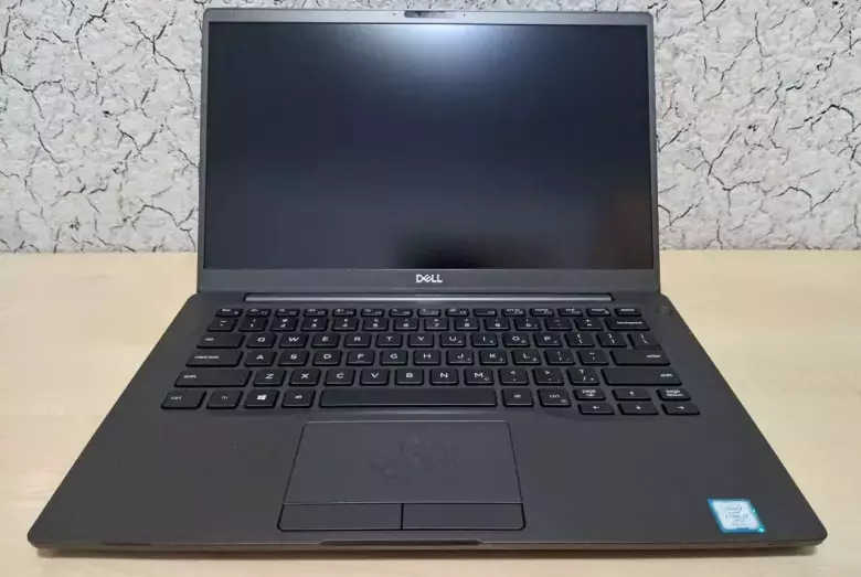 DELL Latitude 7400 14" IPS FullHD/ CORE i7-8665U/ 8GB DDR4/ 256GB NVMe